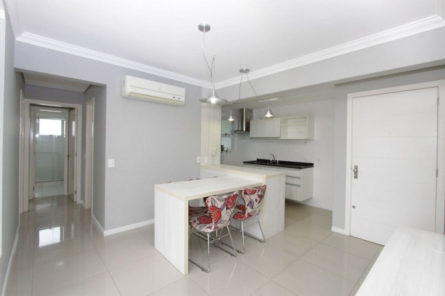 Imagem Apartamento com 2 Quartos à Venda, 68 m² em Petrópolis - Porto Alegre