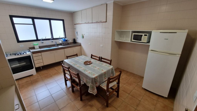 Imagem Apartamento com 3 Quartos à Venda, 140 m² em Pitangueiras - Guarujá Imagem Apartamento com 3 Quartos à Venda, 140 m² em Pitangueiras - Guarujá