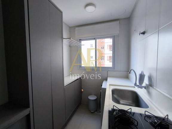 Imagem Apartamento com 2 Quartos à Venda, 74 m² em Barreiros - São José