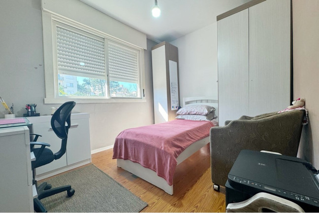 Imagem Apartamento com 2 Quartos à Venda, 74 m² em Jardim Botânico - Porto Alegre