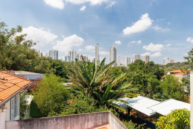 Imagem Casa com 3 Quartos à Venda, 402 m² em Aclimação - São Paulo Imagem Casa com 3 Quartos à Venda, 402 m² em Aclimação - São Paulo