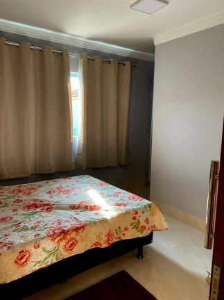 Imagem Casa com 3 Quartos à Venda, 193 m² em Jardim Liberdade - Maringá