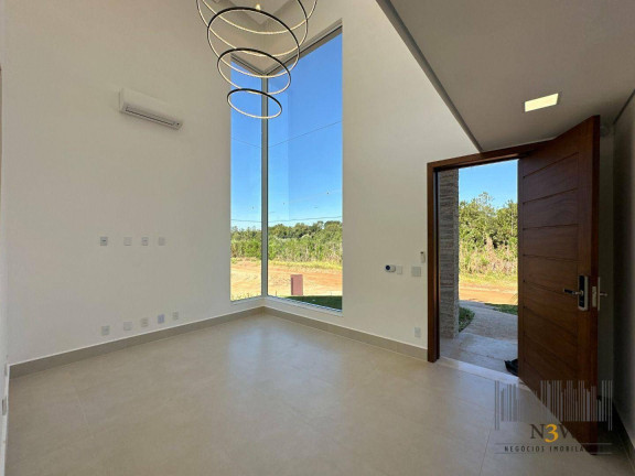 Imagem Casa com 4 Quartos à Venda, 256 m² em Condomínio Ninho Verde Ii - Pardinho Imagem Casa com 4 Quartos à Venda, 256 m² em Condomínio Ninho Verde Ii - Pardinho