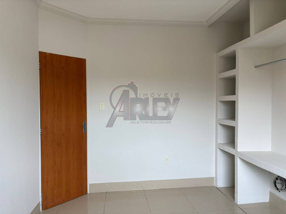 Imagem Casa com 3 Quartos à Venda, 123 m² em Floresta - Montes Claros