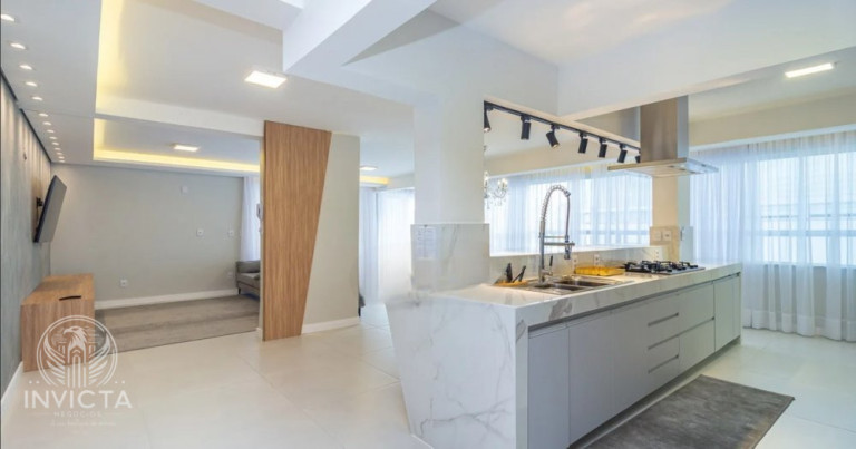 Imagem Apartamento com 3 Quartos à Venda, 249 m² em Centro - Balneário Camboriú Imagem Apartamento com 3 Quartos à Venda, 249 m² em Centro - Balneário Camboriú