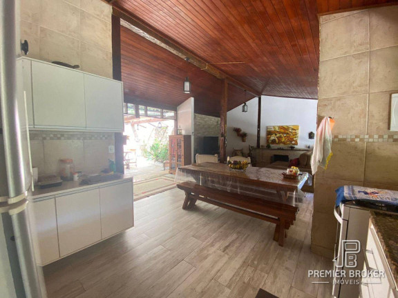 Imagem Casa com 3 Quartos à Venda, 140 m² em Três Córregos - Teresópolis Imagem Casa com 3 Quartos à Venda, 140 m² em Três Córregos - Teresópolis