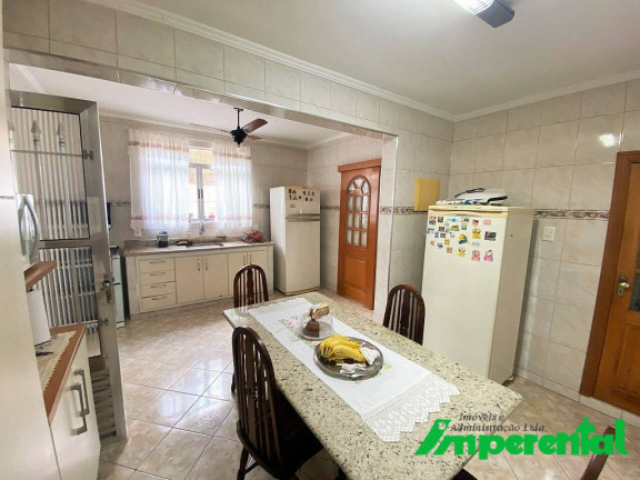 Imagem Casa com 3 Quartos à Venda, 185 m² em Encruzilhada - Santos
