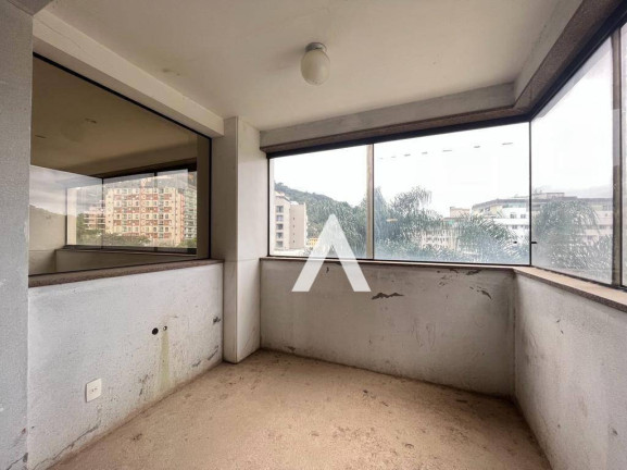 Imagem Apartamento com 5 Quartos à Venda, 256 m² em Agriões - Teresópolis