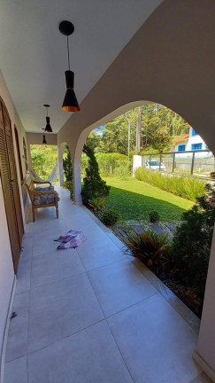 Imagem Casa com 3 Quartos à Venda, 450 m² em Theodoro De Oliveira - Nova Friburgo