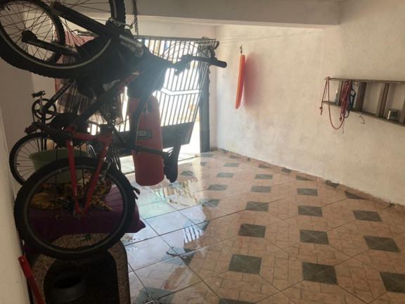 Imagem Casa com 6 Quartos à Venda,  em Vila Três Irmãos  - Carapicuíba