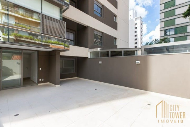Apartamento com 2 Quartos à Venda, 117 m² em Vila Nova Conceição - São Paulo