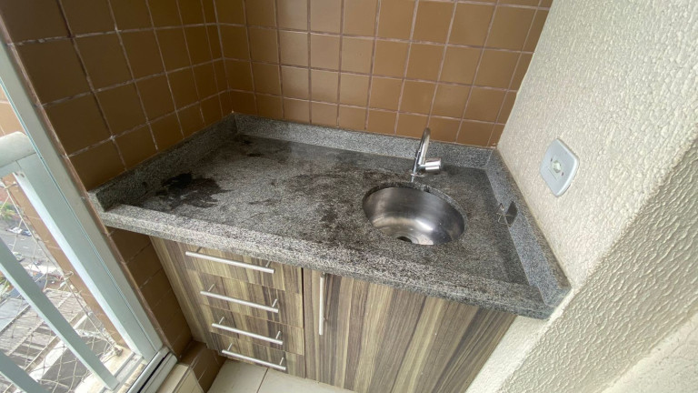 Imagem Apartamento com 2 Quartos à Venda, 68 m² em Encruzilhada - Santos