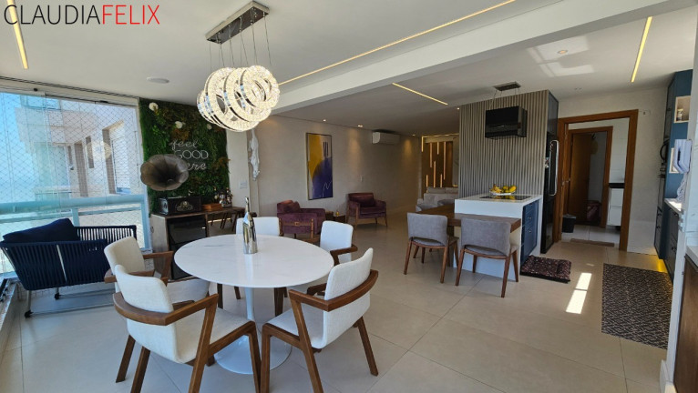 Imagem Imóvel com 3 Quartos à Venda, 148 m² em Canto Do Forte - Praia Grande Imagem Imóvel com 3 Quartos à Venda, 148 m² em Canto Do Forte - Praia Grande