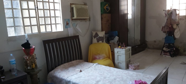 Imagem Casa com 3 Quartos à Venda, em Campo Grande - Rio De Janeiro Imagem Casa com 3 Quartos à Venda, em Campo Grande - Rio De Janeiro
