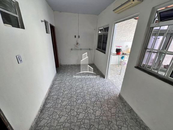 Imagem Casa com 3 Quartos à Venda, 108 m² em Cidade 2000 - Fortaleza