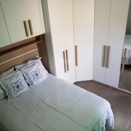 Imagem Sobrado com 4 Quartos à Venda,  em água Doce - Jundiaí