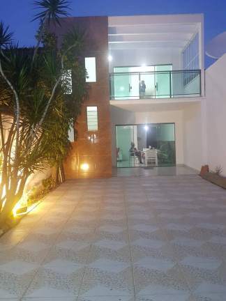 Imagem Casa com 4 Quartos à Venda, 197 m² em Palmeiras - Cabo Frio Imagem Casa com 4 Quartos à Venda, 197 m² em Palmeiras - Cabo Frio