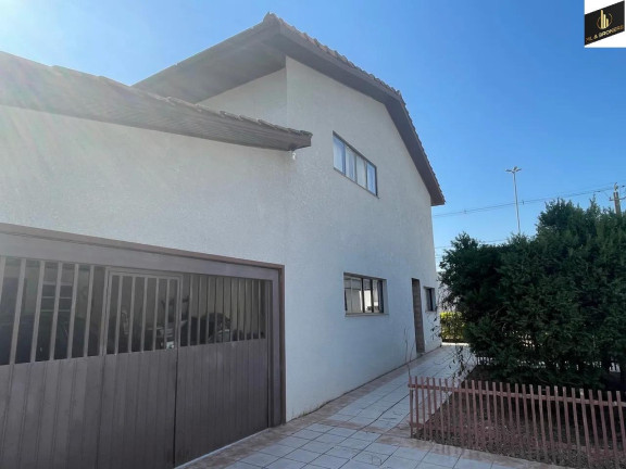 Imagem Sobrado com 3 Quartos à Venda, 267 m² em Guabirotuba - Curitiba