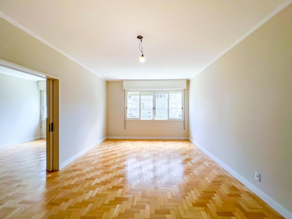 Imagem Apartamento com 4 Quartos à Venda, 226 m² em Moinhos De Vento - Porto Alegre