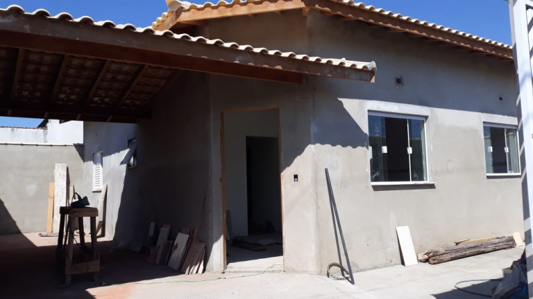 Casa com 2 Quartos à Venda, 130 m² em Peruíbe