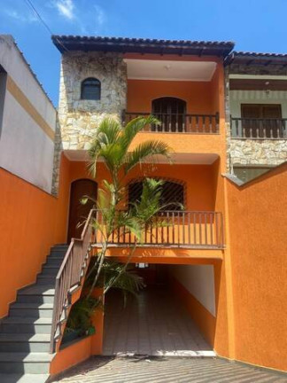 Sobrado com 3 Quartos à Venda, 175 m² em Parque Das Nações - Santo André