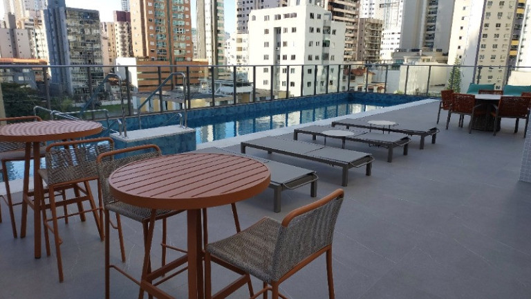 Imagem Apartamento com 3 Quartos à Venda, 143 m² em Centro - Balneário Camboriú Imagem Apartamento com 3 Quartos à Venda, 143 m² em Centro - Balneário Camboriú
