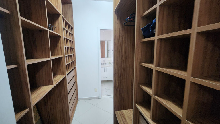 Imagem Apartamento com 3 Quartos à Venda, 132 m² em José Menino - Santos