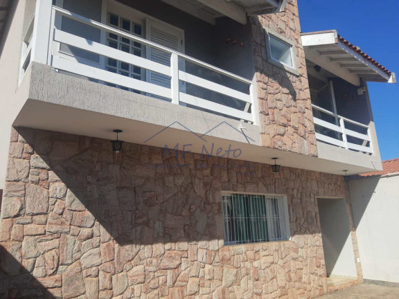 Imagem Casa com 3 Quartos à Venda, 250 m² em Jardim Limoeiro - Pirassununga