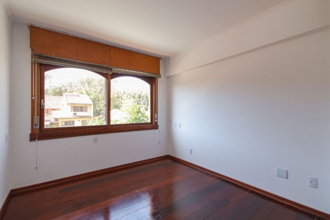 Imagem Imóvel com 3 Quartos à Venda, 155 m² em Menino Deus - Porto Alegre Imagem Imóvel com 3 Quartos à Venda, 155 m² em Menino Deus - Porto Alegre