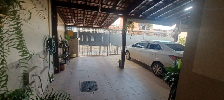 Imagem Casa com 6 Quartos à Venda,  em Guará Ii - Brasília