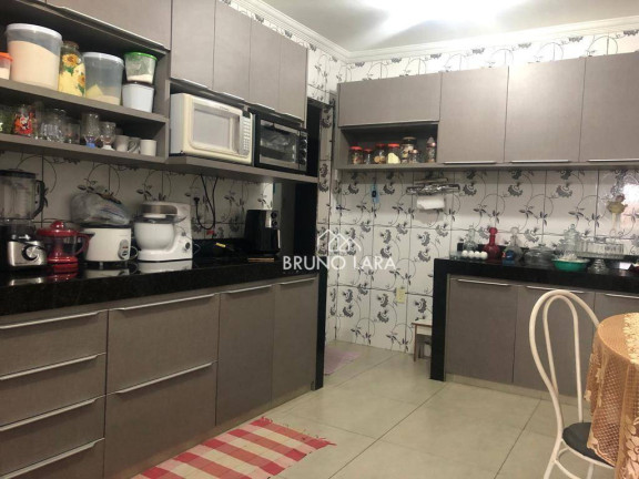 Casa com 3 Quartos à Venda, 150 m² em Resplendor - Igarapé