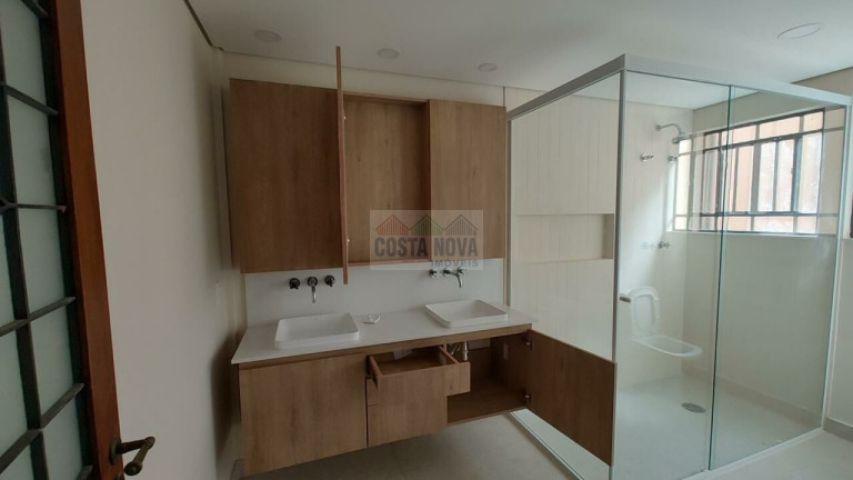 Imagem Casa com 3 Quartos à Venda, 260 m² em Jardim Paulistano - São Paulo Imagem Casa com 3 Quartos à Venda, 260 m² em Jardim Paulistano - São Paulo