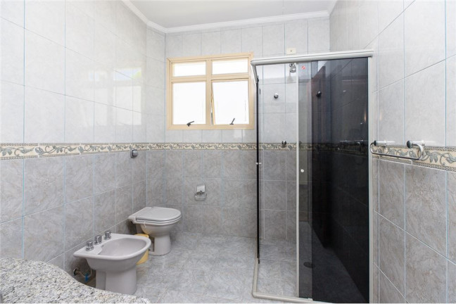 Imagem Casa com 4 Quartos à Venda, 332 m² em Moema - São Paulo Imagem Casa com 4 Quartos à Venda, 332 m² em Moema - São Paulo