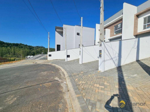 Imagem Casa com 2 Quartos à Venda, 80 m² em Itoupava Central - Blumenau Imagem Casa com 2 Quartos à Venda, 80 m² em Itoupava Central - Blumenau