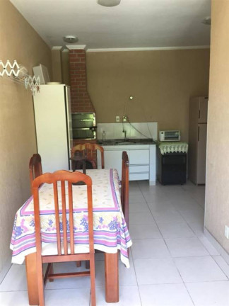 Imagem Sobrado com 3 Quartos à Venda, 120 m² em Vila Voturua - Sao Vicente