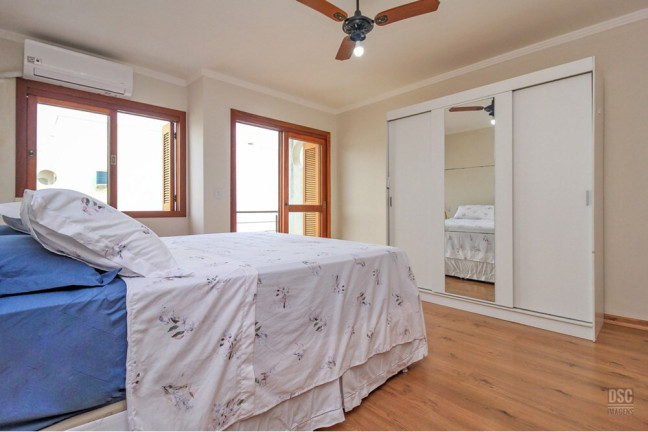 Imagem Casa de Condomínio com 2 Quartos à Venda, 102 m² em Serraria - Porto Alegre
