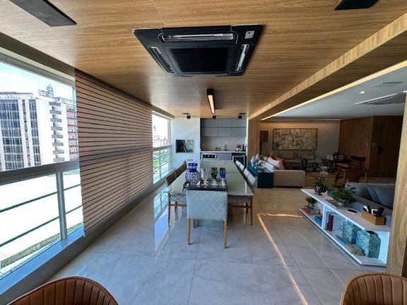 Imagem Imóvel com 4 Quartos à Venda, 181 m² em Barra - Salvador Imagem Imóvel com 4 Quartos à Venda, 181 m² em Barra - Salvador