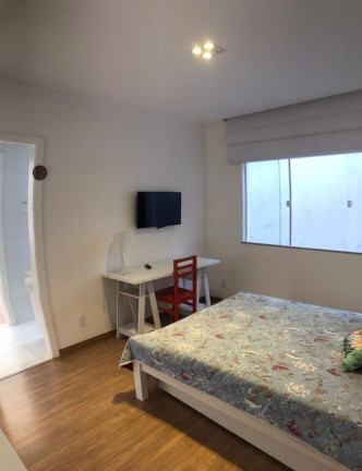 Imagem Casa com 4 Quartos à Venda, 180 m² em Albuquerque - Teresópolis