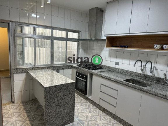 Casa com 4 Quartos à Venda, 232 m² em Chácara Santo Antônio - São Paulo