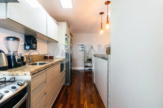 Imagem Apartamento com 2 Quartos à Venda, 70 m² em Passo Da Areia - Porto Alegre