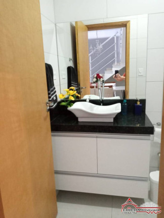 Imagem Casa com 3 Quartos à Venda, em Residencial Santa Paula - Jacareí Imagem Casa com 3 Quartos à Venda, em Residencial Santa Paula - Jacareí