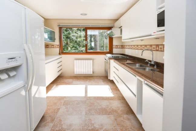 Imagem Apartamento com 3 Quartos à Venda, 279 m² em Planalto - Gramado