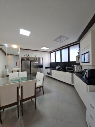 Imagem Imóvel com 4 Quartos à Venda, 330 m² em Horto Florestal - Salvador Imagem Imóvel com 4 Quartos à Venda, 330 m² em Horto Florestal - Salvador