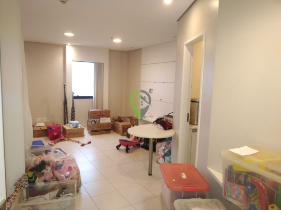 Imóvel Comercial à Venda, 38 m² em Boqueirão - Santos