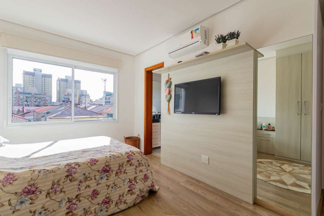 Imagem Imóvel com 2 Quartos à Venda, em Menino Deus - Porto Alegre Imagem Imóvel com 2 Quartos à Venda, em Menino Deus - Porto Alegre