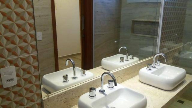 Imagem Casa de Condomínio com 3 Quartos à Venda, 200 m² em Iporanga - Sorocaba