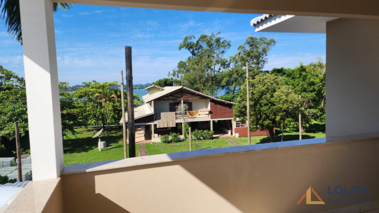 Imagem Casa com 3 Quartos à Venda, 350 m² em Alto Arroio - Imbituba