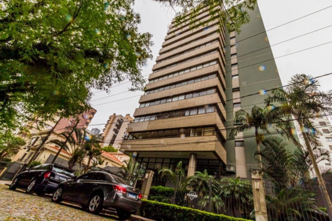 Imóvel com 3 Quartos à Venda, 244 m² em Rio Branco - Porto Alegre