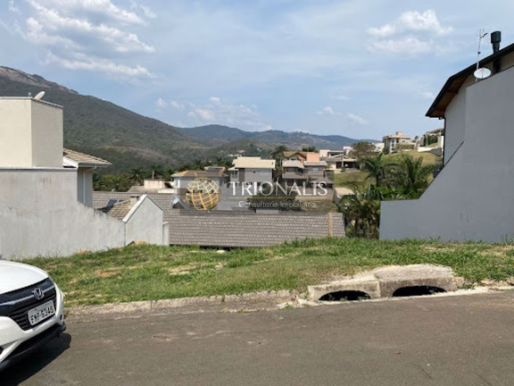 Terreno à Venda, 450 m² em Condomínio água Verde - Atibaia