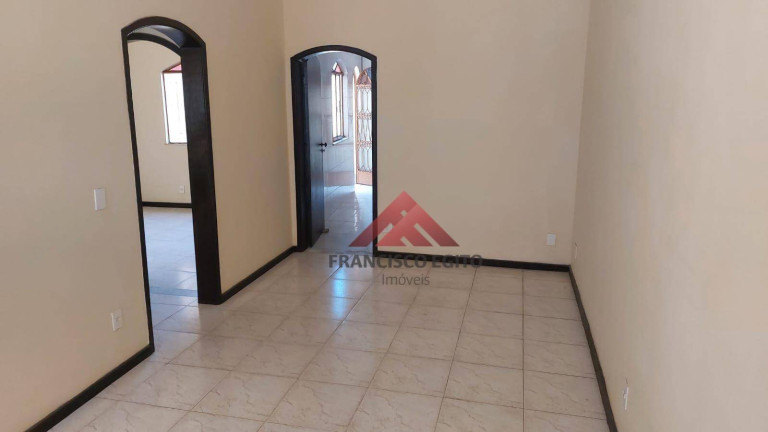 Imagem Casa com 3 Quartos à Venda, 250 m² em Neves - São Gonçalo Imagem Casa com 3 Quartos à Venda, 250 m² em Neves - São Gonçalo